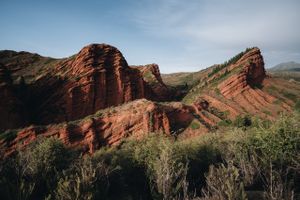 Город Каракол и ущелье Джети Огуз