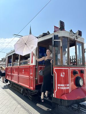 Ужин знакомство и прогулку по центру