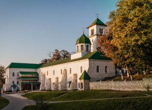 Святомихайловский Афонский монастырь