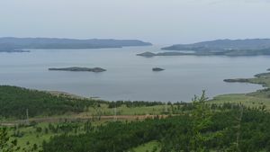 День 1: ПРИЛЁТ В ИРКУТСК, ВСТРЕЧА С БАЙКАЛОМ