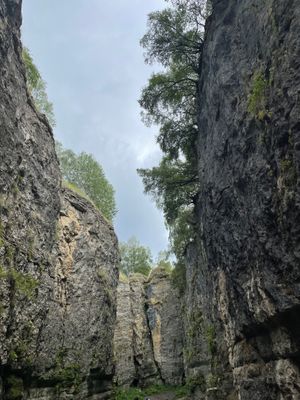 День водопадов