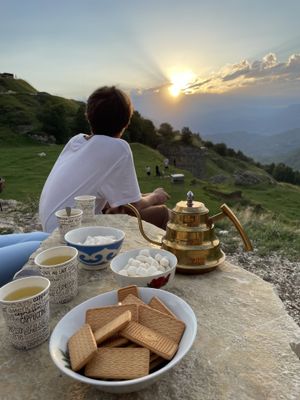 Могучие Хунзахские водопады и Каменные чаши