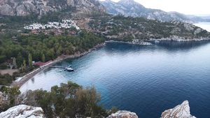 Пятница. Бухта Кумлу Букю