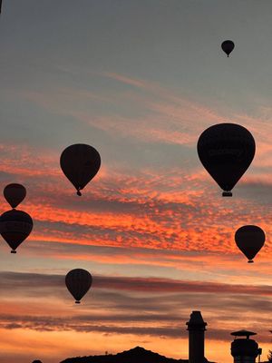 Воздушные шары и подземный город