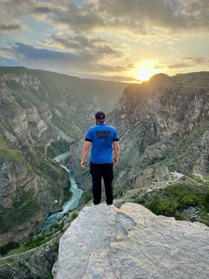 Сулакский каньон и экстрим заезд на катере