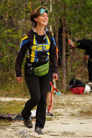 Занятия на склоне. Отдых в лесу