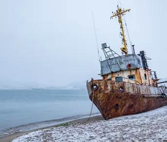 Териберка: Северный ветер и каменные берега