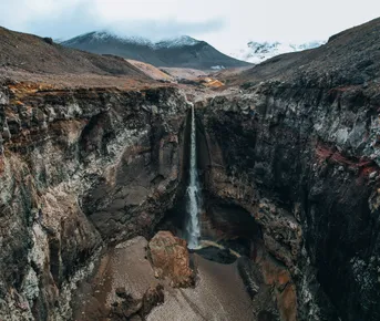 Земля Камчатка. Вулканы, киты, медведи, термальные источники. Джип-тур 2026