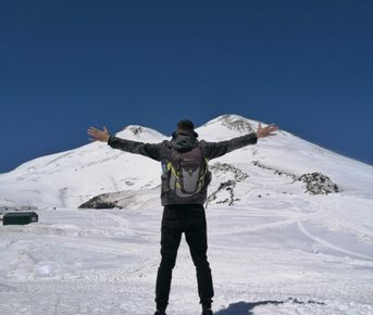 Джип-тур к Величественному Эльбрусу и озеро Гижгит