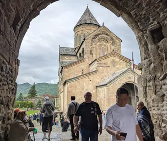 Древняя Мцхета, пещерный город Уплисцихе и дом-музей Сталина за 1 день