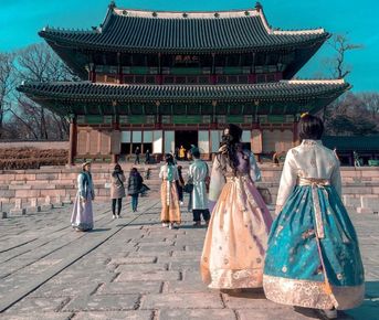 Южная Корея. Место где прошлое встречается с будущим