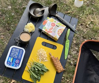 Заказник Цна и Змеиный камень с палатками, Московская область