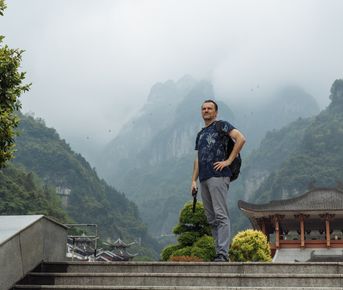 Удивительная природа Китая (Чжанцзяцзе - горы Аватара)!