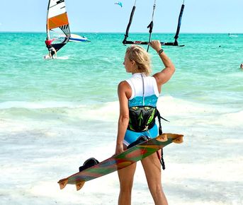 Новогодний кайтсерфинг на Занзибаре обучение с 0.