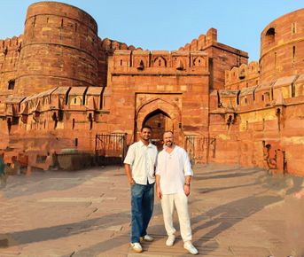 Тайны Агры: Путешествие сквозь века к Тадж-Махалу и Фатехпур-Сикри