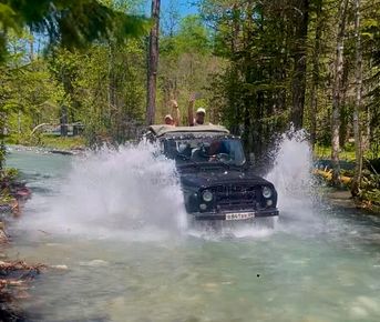 Джиппинг к Белым водопадам  Архыза