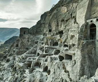 Боржоми, Рабат и Вардзия: Горы, крепости и пещеры