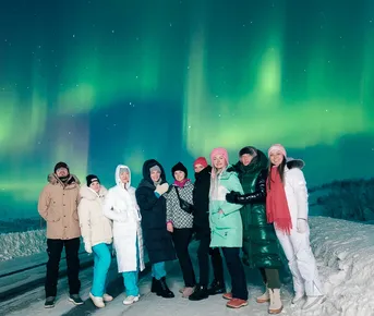 Северное сияние + Териберка. Комфорт тур до 6 чел. Киты, тундра, хаски и олени