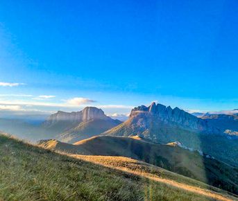 Поход на Большой Тхач