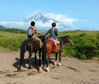 Конный тур к реке Дремучая: Следы последнего извержения Корякского вулкана
