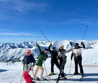 Новогодние праздники в Грузии: горные лыжи, вино и хинкали