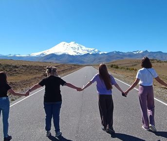 Очарование Кавказа: Эльбрус, Домбай, Джилысу