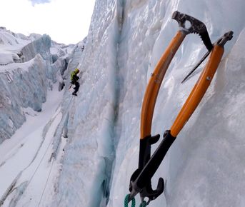 Ледовые сборы на леднике Кашкаташ