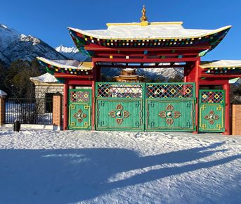 Экскурсия Топ 3 локации Байкала:  Дацан Богини Янжимы, Маяк и Черепаха