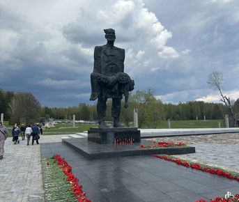 Экскурсия в Хатынь