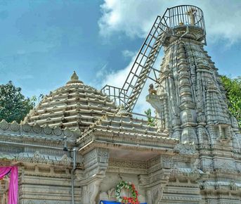 Один Гоа, пять религий