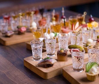 Ёлка для взрослых. В гостях у Бахуса