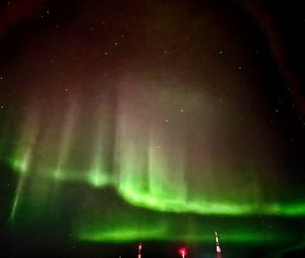 Териберка: край китов и изумрудного неба