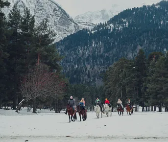 Конный тур на новогодние Зимний Архыз