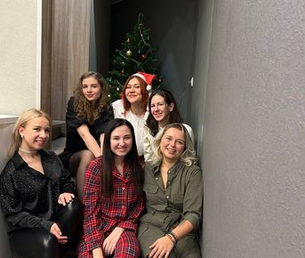 Встретить 2026 в Грузии: вино, горы, тёплая компания и та самая новогодняя атмосфера!