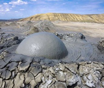 Тайны Гобустана и дыхание Апшеронского полустрова