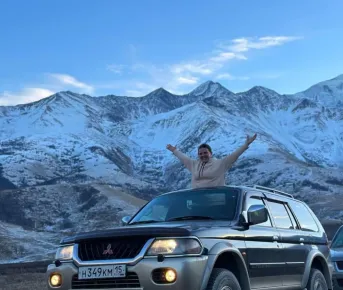 Из Владикавказа к Эльбрусу в мини группе