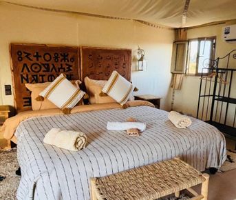 One Magical Night in the Sahara Desert from Fes Back to Fes or Continue to Marrakech