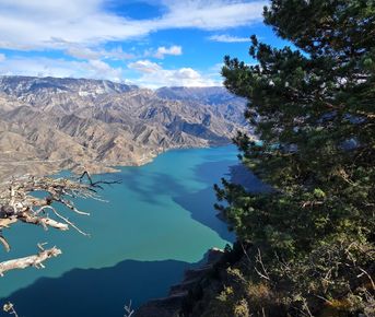 От высоты в - глубину ущелья. Смотровая Харачи и Карадахская теснина