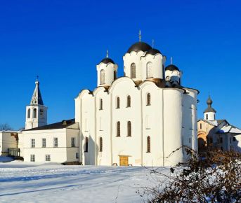 Яркие выходные: Великий Новгород и Старая Русса