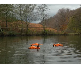 Айс-флоатинг на Ольховом озере: Зимнее спокойствие в горах Сочи