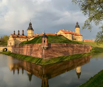 Экскурсия по Мирскому и Несвижскому замкам с трансфером из Минска