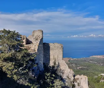 Крепость Кантара Северный Кипр: Хайкинг, Биомеханика Тела и Закат на Вершине