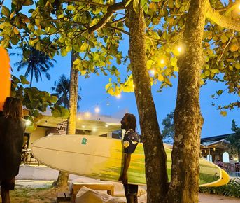 Шри-Ланка. Бомж Тур)