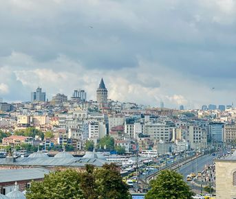 К живописным смотровым Стамбула на автомобиле с личным гидом