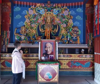 Безмолвие Индии: путешествие - погружение от озера Ревалсар до вершин Дхарамсалы