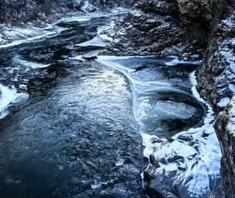 Джип тур: Янтарный пляж, Быковские пороги и мыс Острый