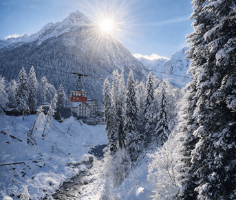 Камерный зимний тур на Домбай: катание на лыжах и сноуборде