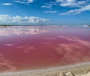 От храма огня до Марса: самые необычные места Азербайджана