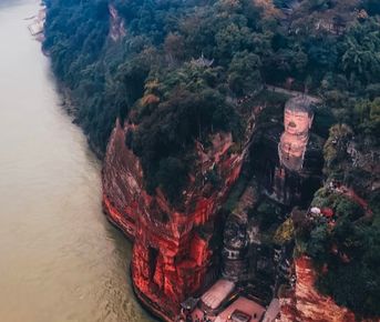 Путешествие к Гигантскому будде в Лэшань