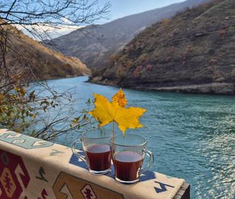 Йога в объятиях гор